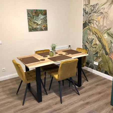 Junglepartment Ge-altstadt Apartment *